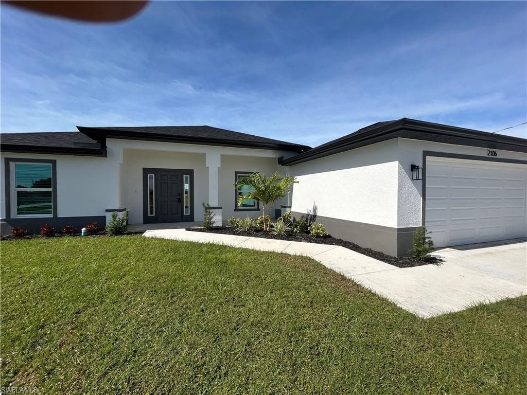 2106 Nelson RD N CAPE CORAL, FL 33993