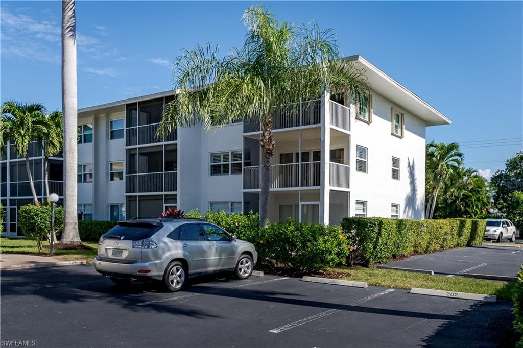 261 Collier BLVD 203 MARCO ISLAND, FL 34145