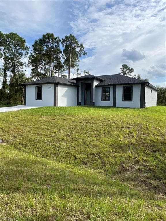3611 4th ST W LEHIGH ACRES, FL 33971
