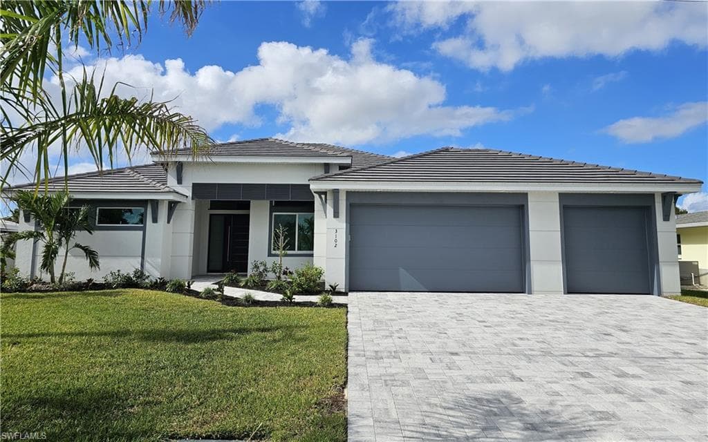 3102 SE 18th PL CAPE CORAL, FL 33904
