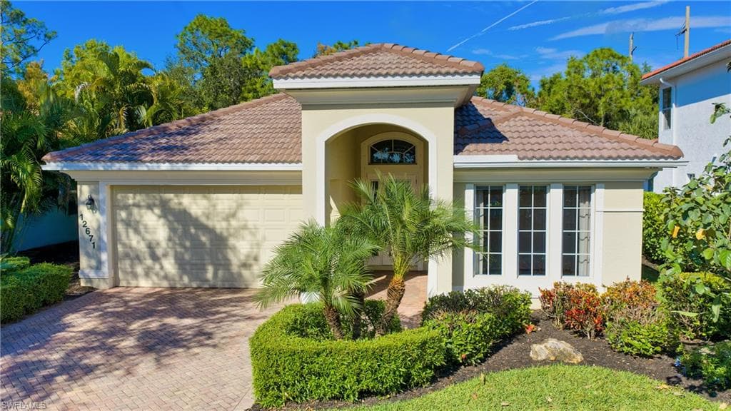 12671 Biscayne CT NAPLES, FL 34105
