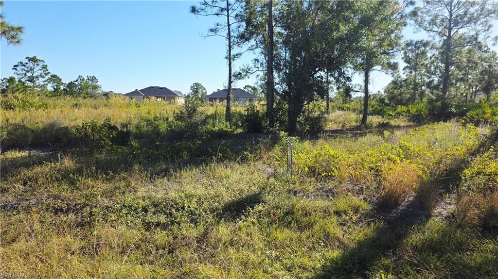 302 Moore AVE LEHIGH ACRES, FL 33936