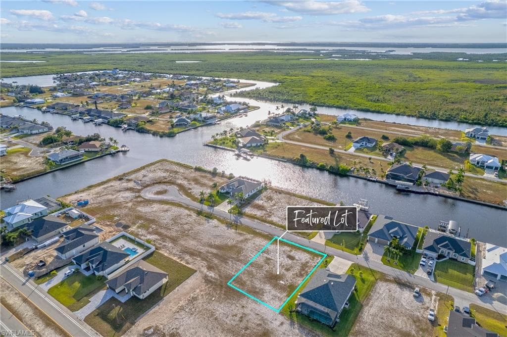 1435 NW 40th PL CAPE CORAL, FL 33993