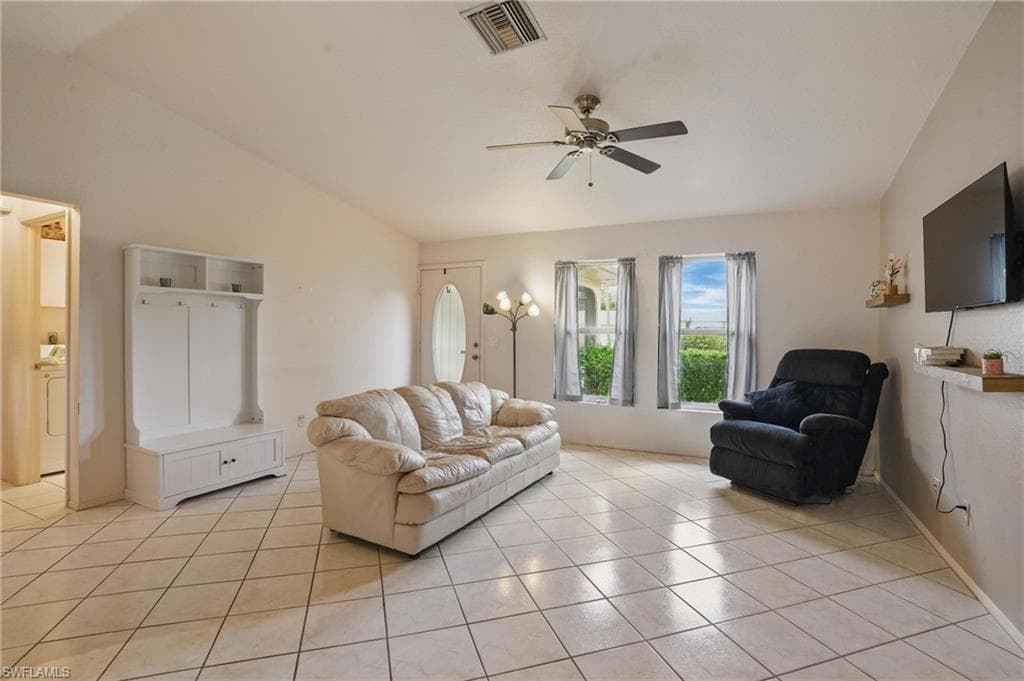 1105 SE 17th TER CAPE CORAL, FL 33990
