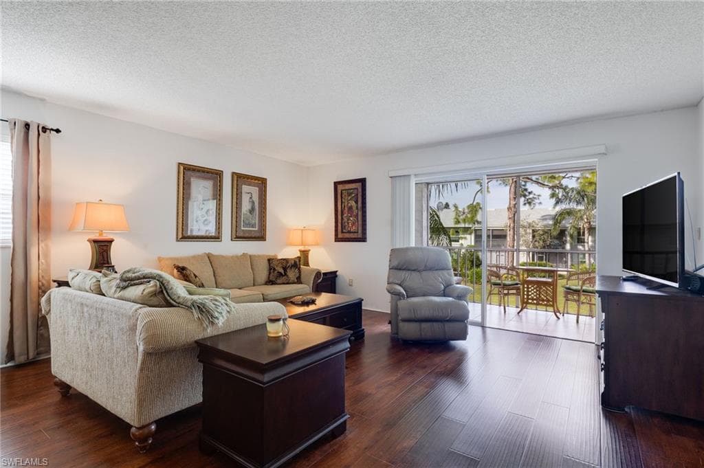 7056 Nantucket CIR 8 NORTH FORT MYERS, FL 33917