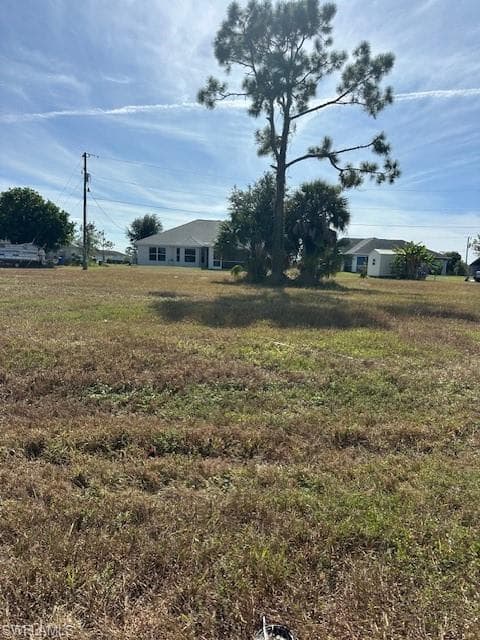 1940 Kismet PKWY E CAPE CORAL, FL 33909