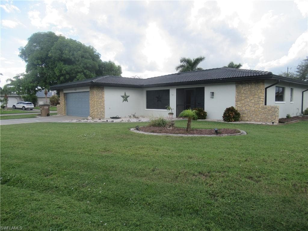 127 SE 42nd ST CAPE CORAL, FL 33904