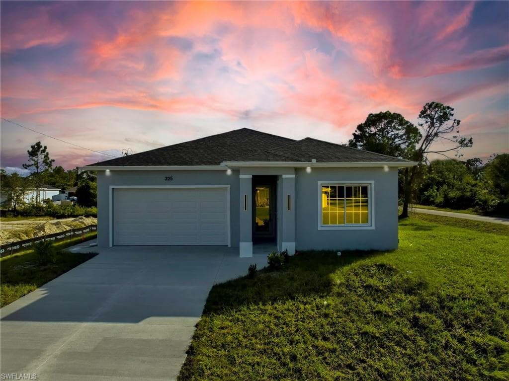 325 Lloyd AVE S LEHIGH ACRES, FL 33974