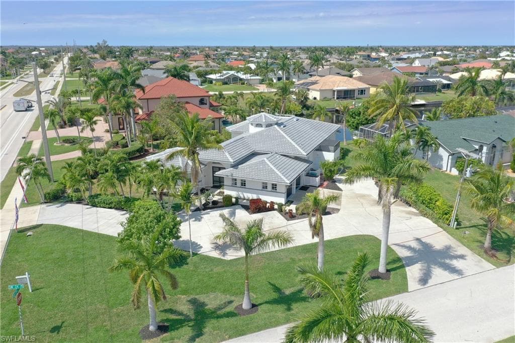 2417 Cape Coral PKWY W CAPE CORAL, FL 33914