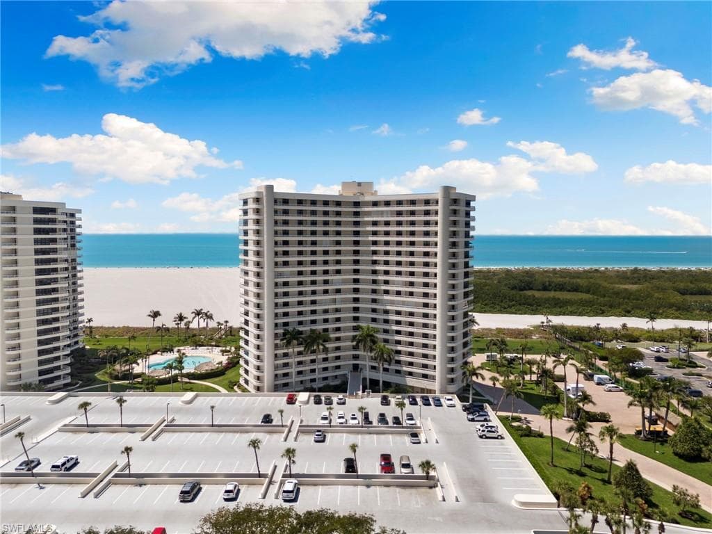 320 Seaview CT 709 MARCO ISLAND, FL 34145