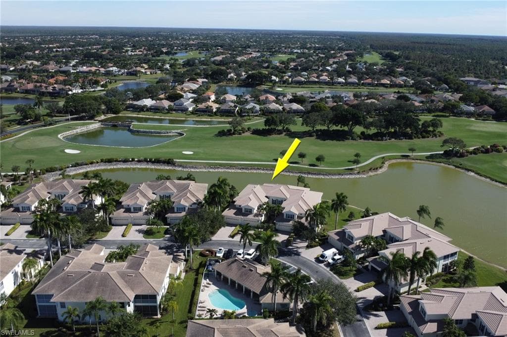 28613 San Lucas LN 201 BONITA SPRINGS, FL 34135