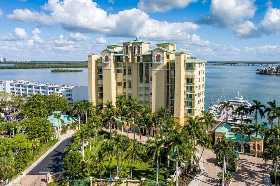 1079 Bald Eagle DR N704 MARCO ISLAND, FL 34145