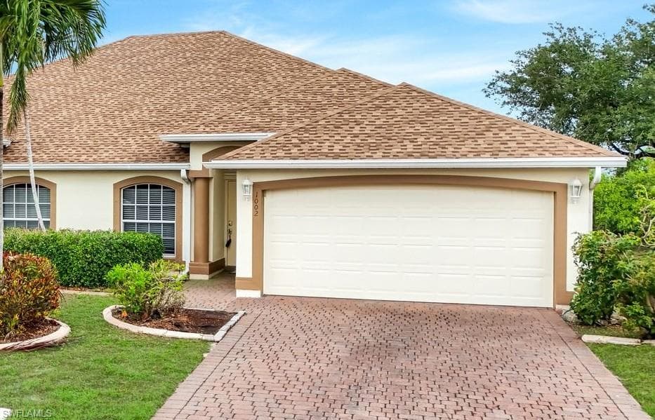 1002 SE 13th AVE CAPE CORAL, FL 33990