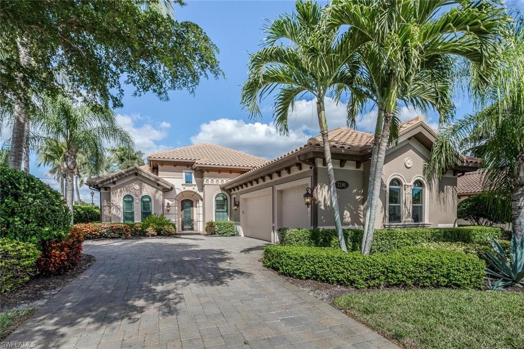 7291 Lantana CIR NAPLES, FL 34119