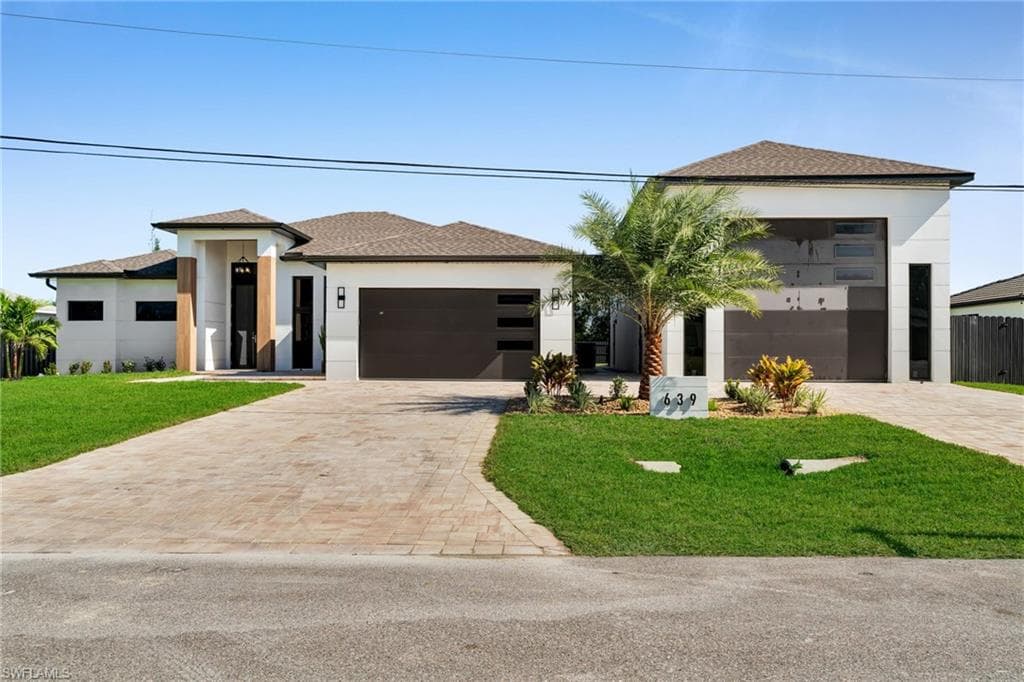 639 SW 18th CT CAPE CORAL, FL 33991