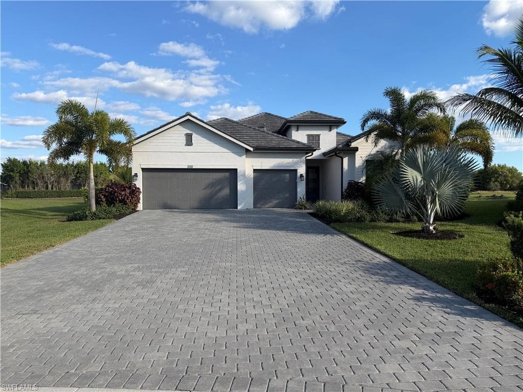 3118 Heather Glen CT NAPLES, FL 34114