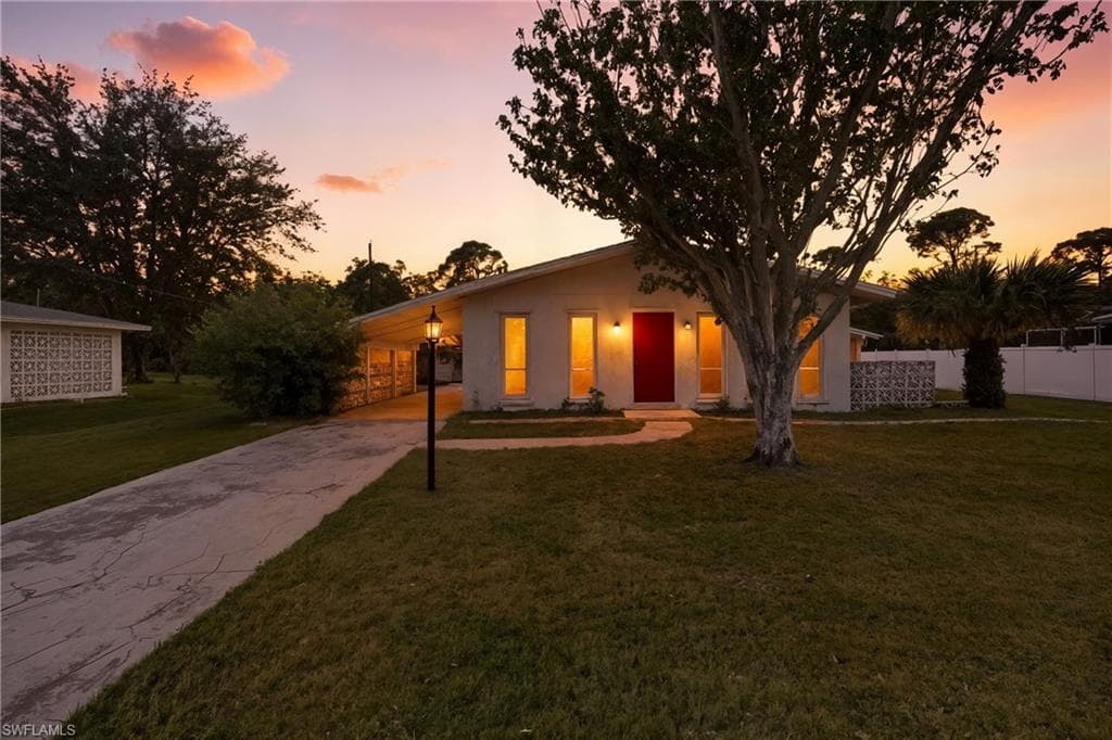 4477 Shady Ln PORT CHARLOTTE, FL 33980