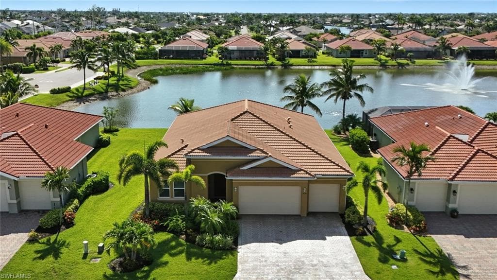3030 Sunset Pointe CIR CAPE CORAL, FL 33914