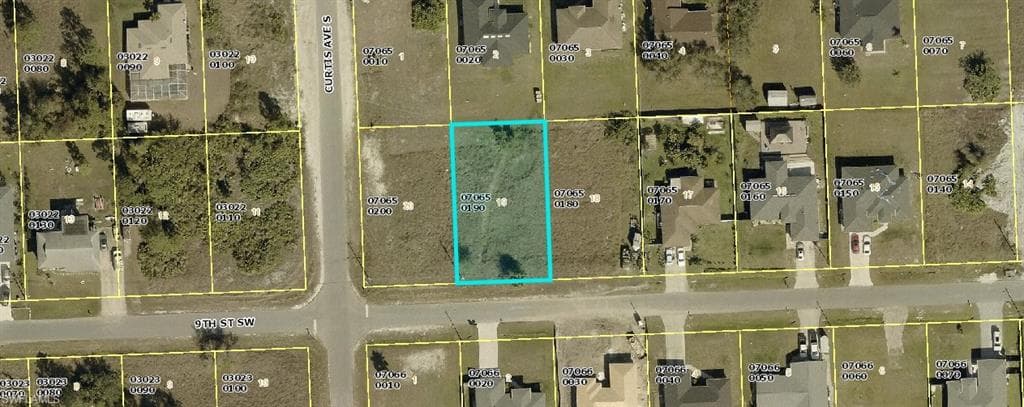 4016 9th ST SW LEHIGH ACRES, FL 33976