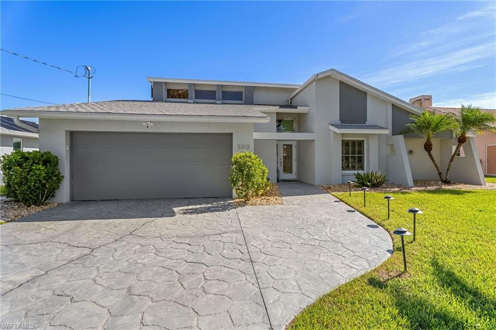 5313 SW 8th CT CAPE CORAL, FL 33914