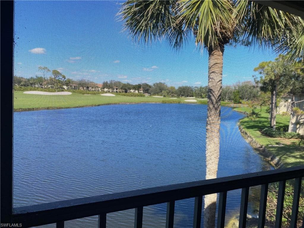 4171 Sawgrass Point DR 202 BONITA SPRINGS, FL 34134
