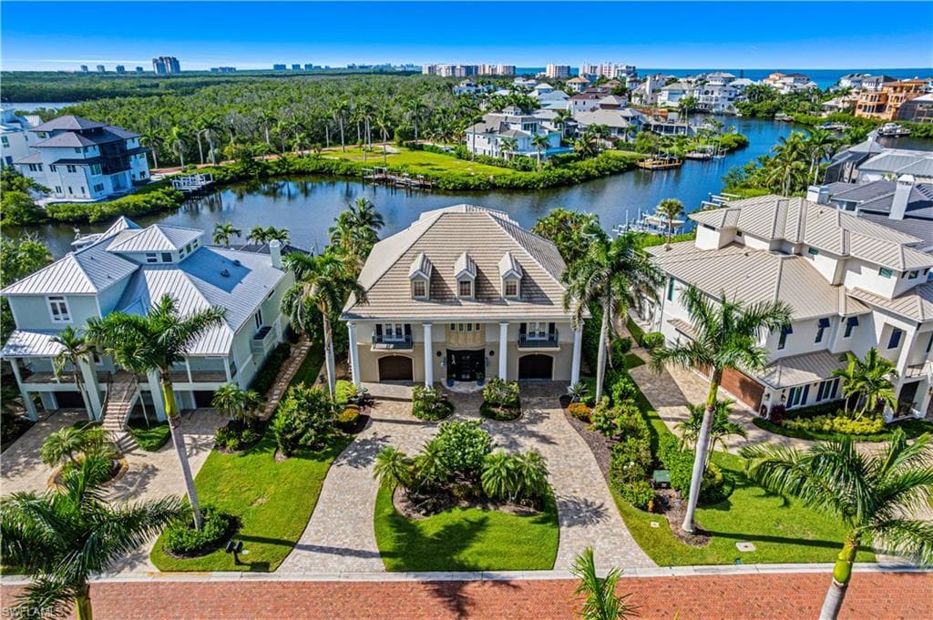 80 Southport CV BONITA SPRINGS, FL 34134