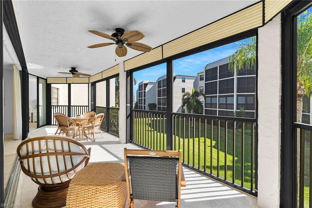 929 Collier CT B201 MARCO ISLAND, FL 34145