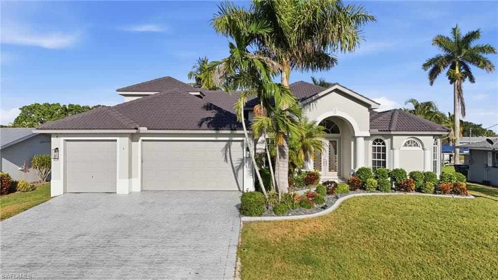 5267 Tiffany CT CAPE CORAL, FL 33904