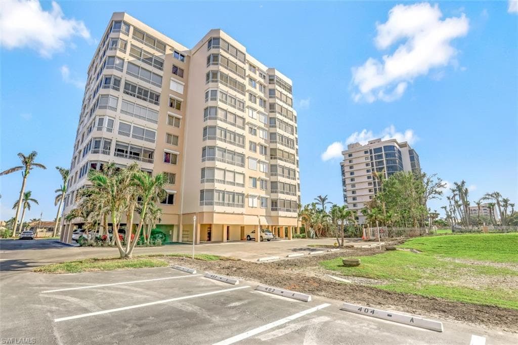 11116 Gulf Shore DR B-904 NAPLES, FL 34108