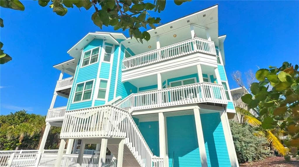 4560 Conch Shell DR Upper Captiva, FL 33924