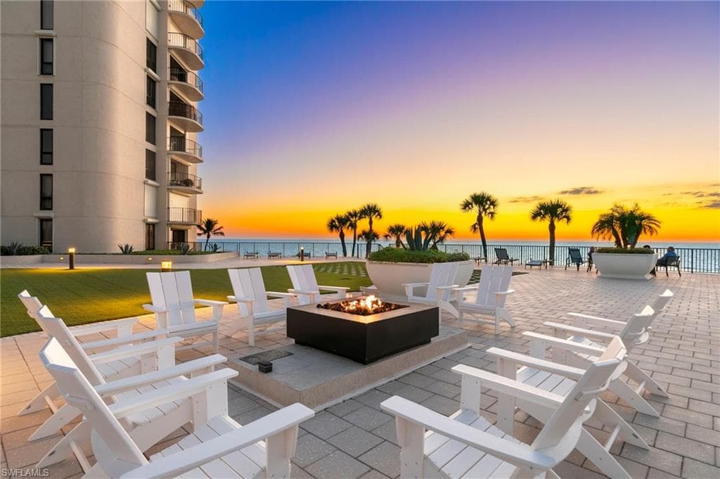 3115 Gulf Shore BLVD N 501S NAPLES, FL 34103