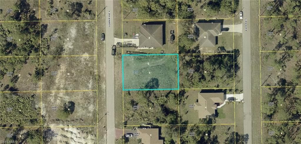 807 Downer AVE S LEHIGH ACRES, FL 33974