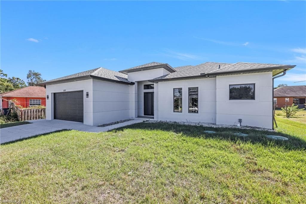 5313 Beauty ST LEHIGH ACRES, FL 33971