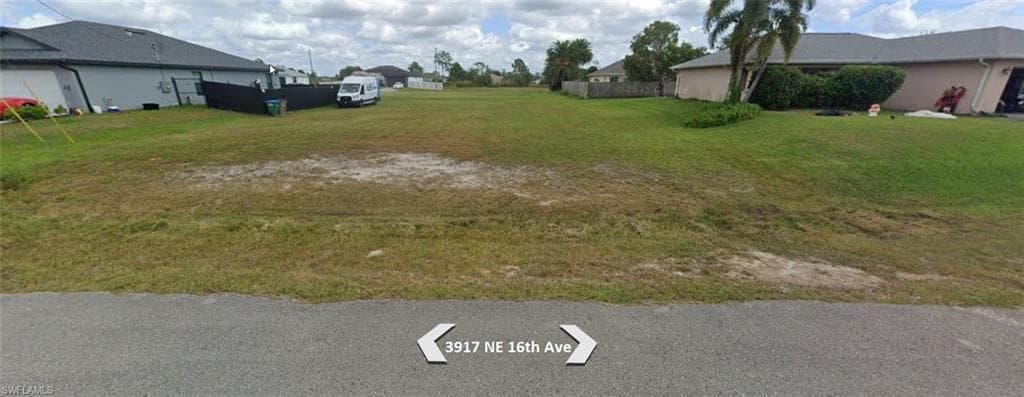 3917 NE 16th AVE CAPE CORAL, FL 33909