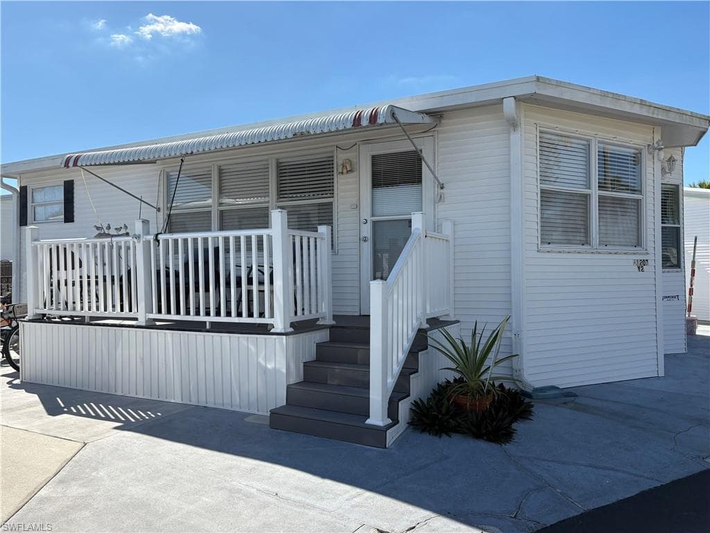 11207 Sunglow LN Y2 FORT MYERS, FL 33908