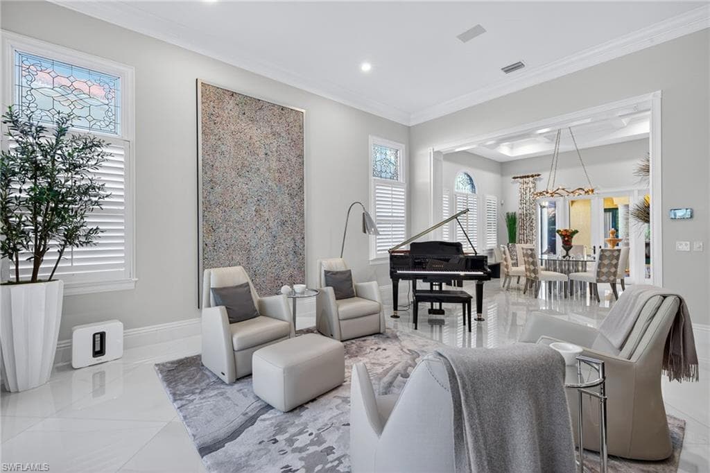 2757 MEDALLIST LN NAPLES, FL 34109