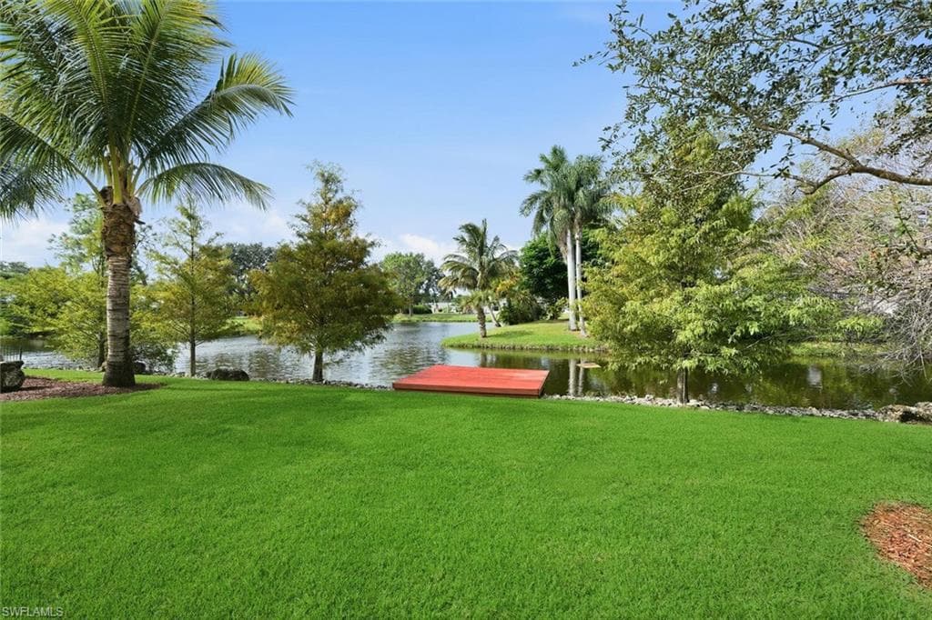 9151 Autumn Haze DR NAPLES, FL 34109