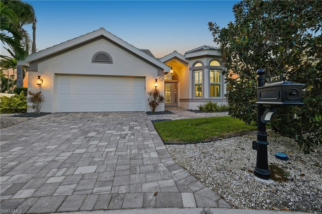 9721 Keel CT FORT MYERS, FL 33919