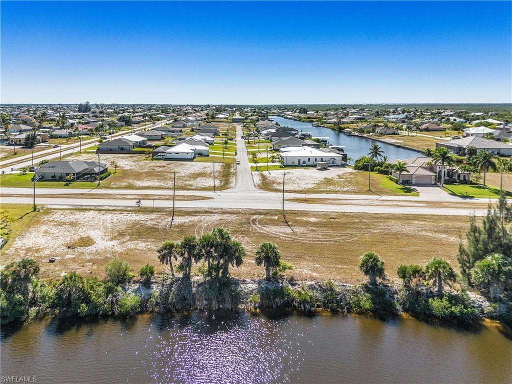 4011 Gulfstream PKWY CAPE CORAL, FL 33993