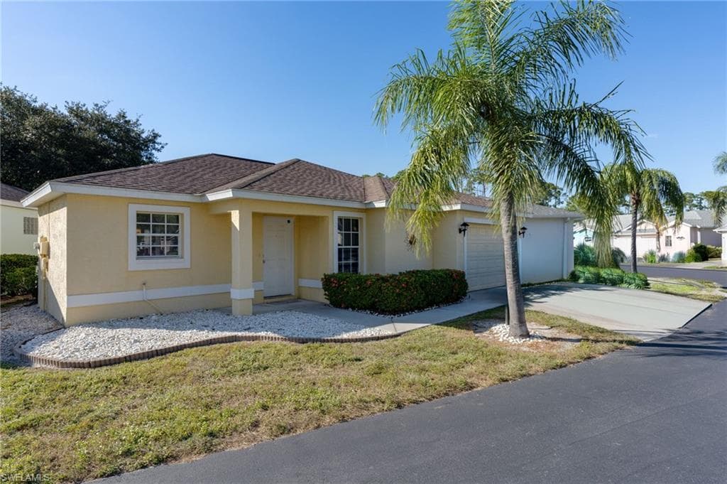 10741 Rio Mar CIR ESTERO, FL 33928