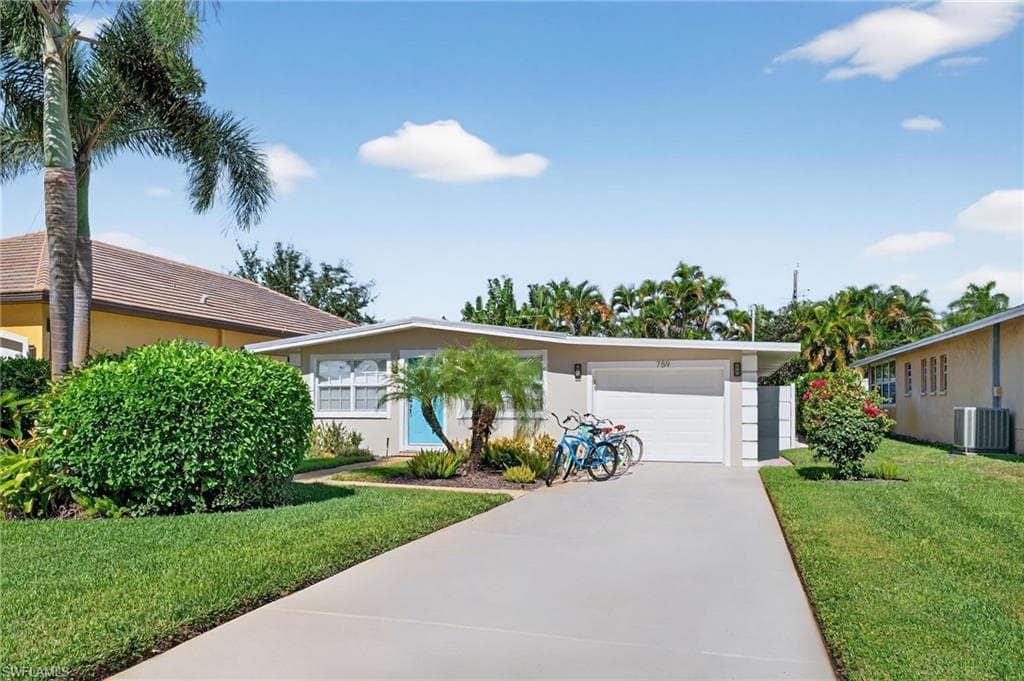 759 92nd AVE N NAPLES, FL 34108