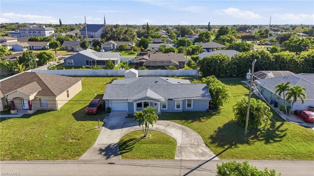 2108 1st ST CAPE CORAL, FL 33909