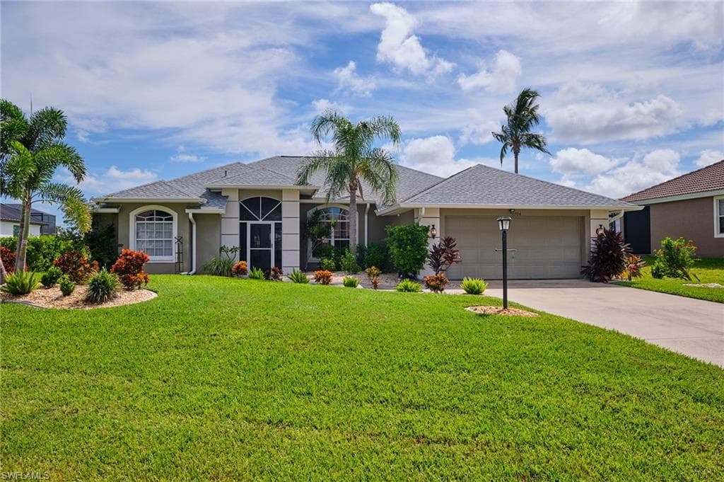 11704 Lady Anne CIR CAPE CORAL, FL 33991