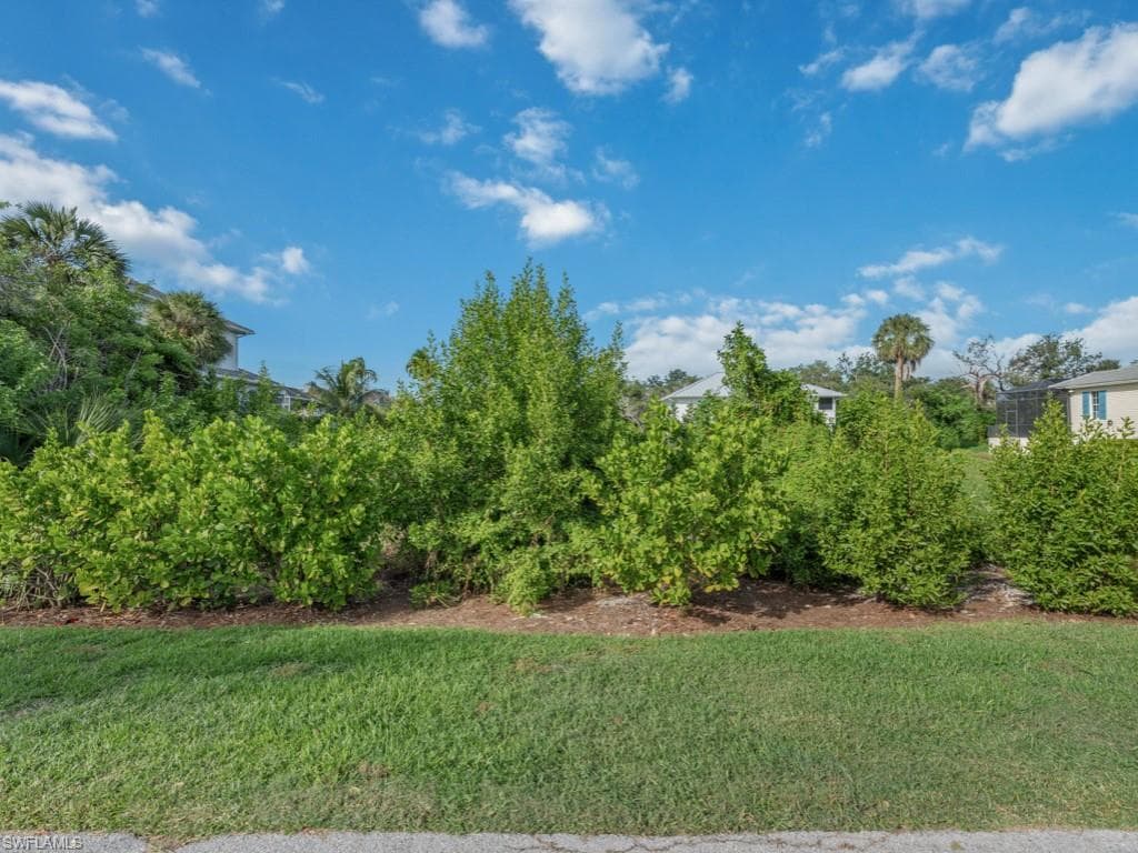 376 Beach Lily LN MARCO ISLAND, FL 34145