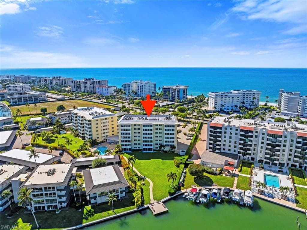 3420 Gulf Shore BLVD N 44 NAPLES, FL 34103