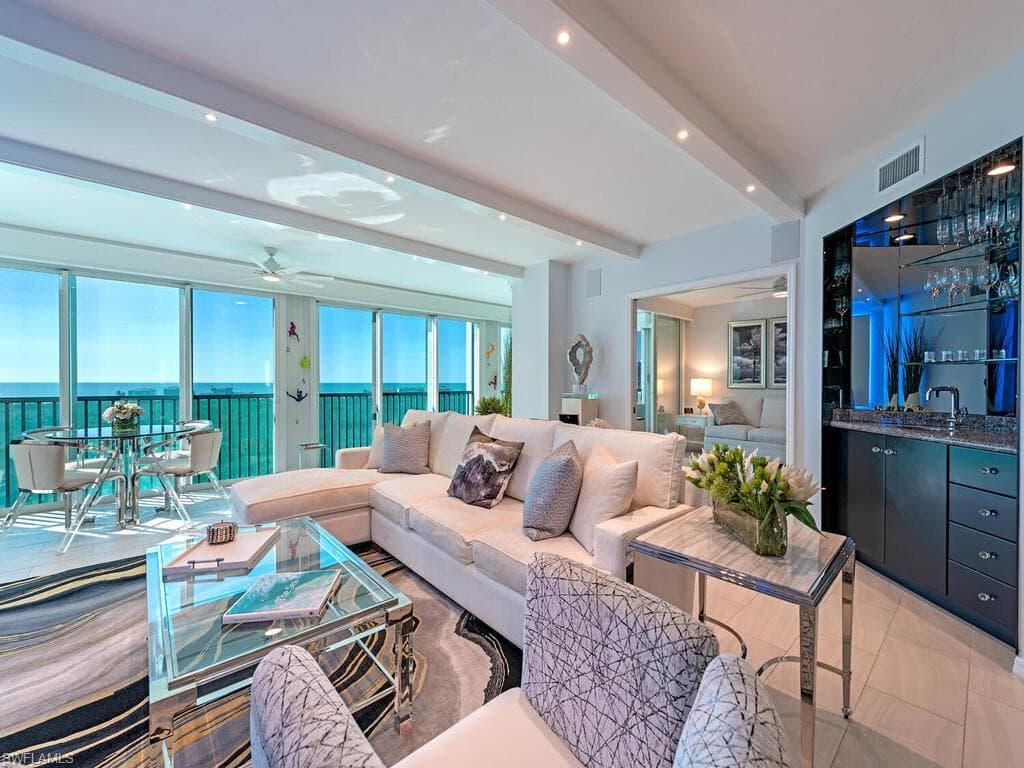 7515 Pelican Bay BLVD 9C NAPLES, FL 34108