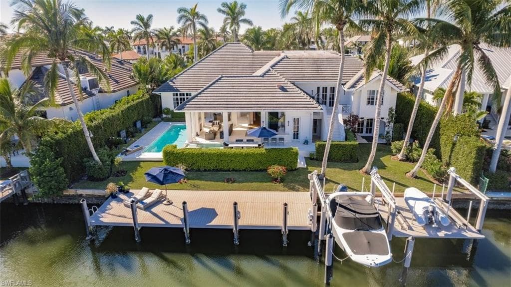 1935 7th ST S NAPLES, FL 34102