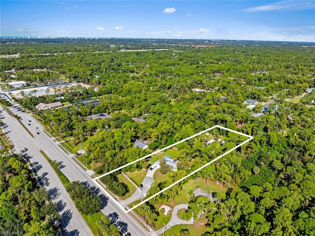 5731 Golden Gate PKWY NAPLES, FL 34116