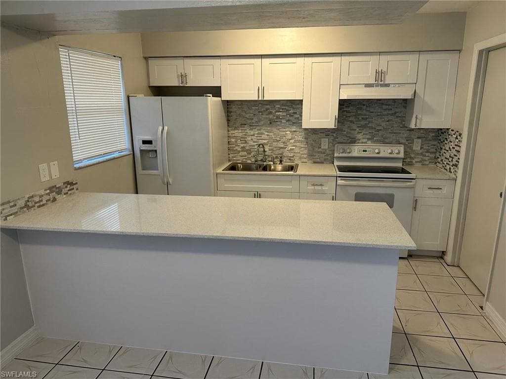 15 SE 24th AVE C CAPE CORAL, FL 33990