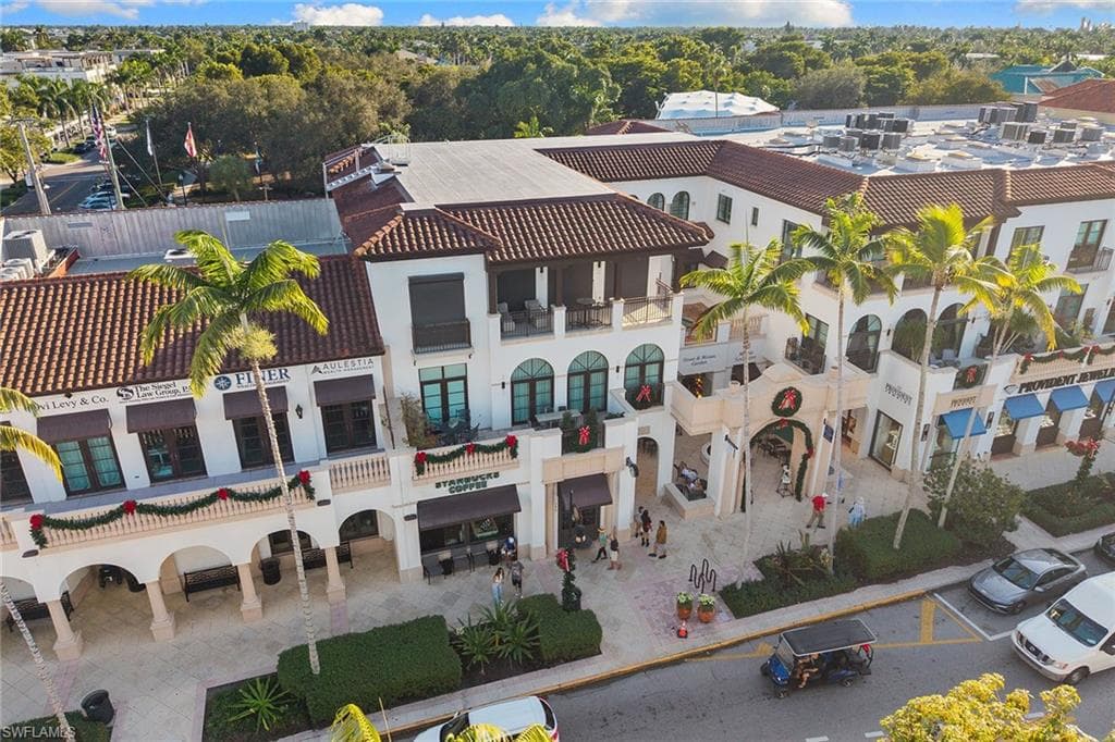 780 5th AVE S 306 NAPLES, FL 34102